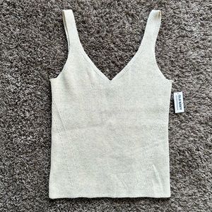 NWT Old Navy Sweater Tank Top - size Medium